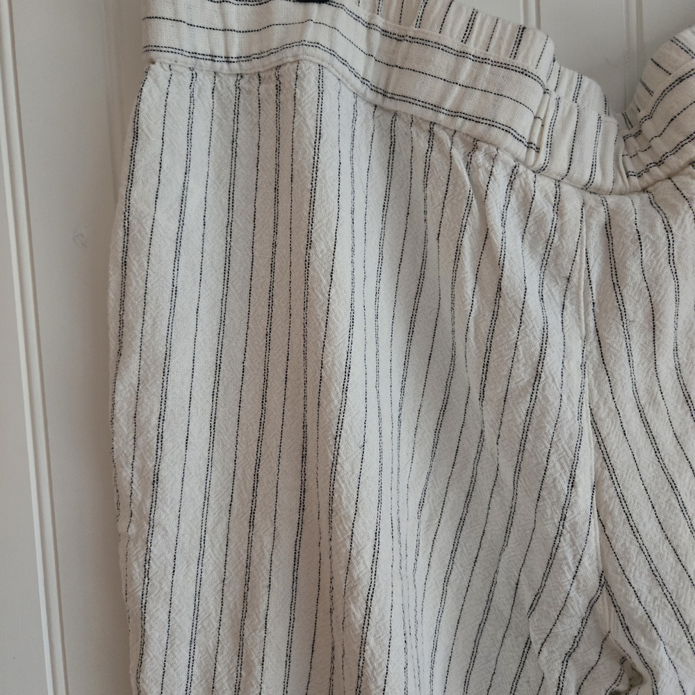 Land N Sea Womens White And Gray Stripe Linen Blend Crop Pant - Picture 8 of 10